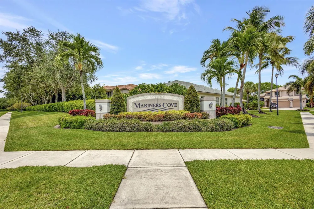 4085 BAHIA ISLE CIRCLE Wellington, FL 33449