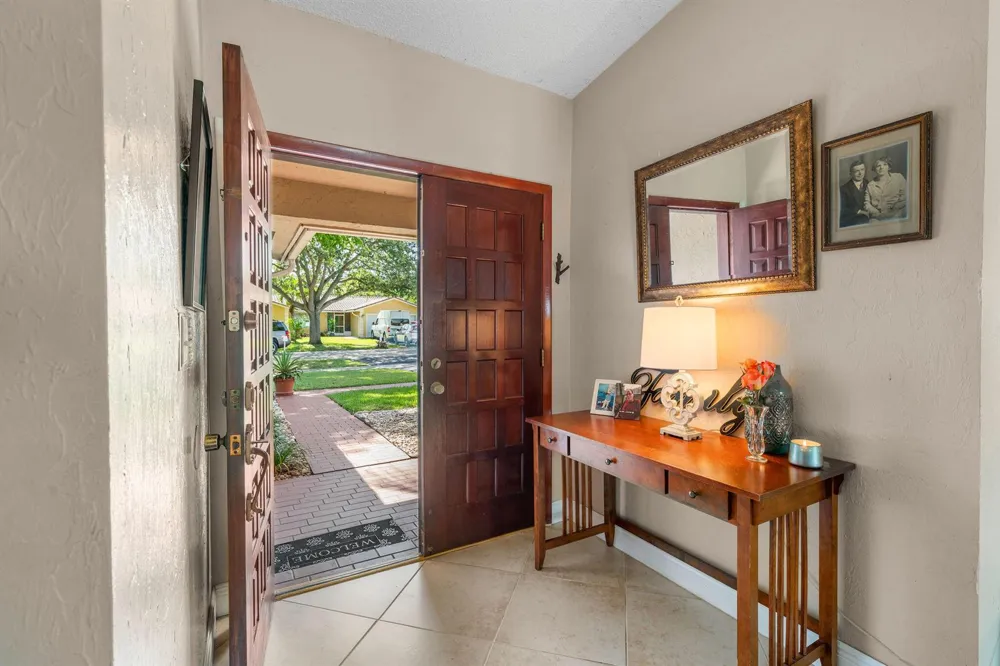 5569 SW 112TH TERRACE Cooper City, FL 33330