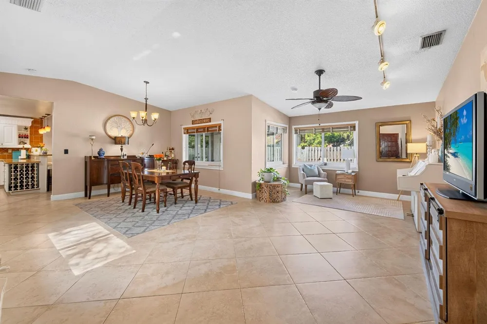 5569 SW 112TH TERRACE Cooper City, FL 33330
