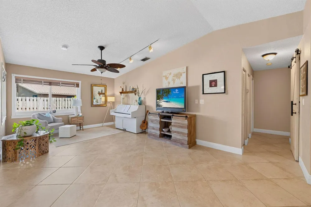 5569 SW 112TH TERRACE Cooper City, FL 33330