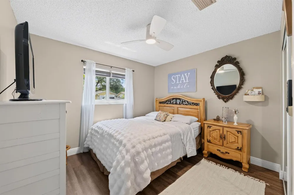 5569 SW 112TH TERRACE Cooper City, FL 33330