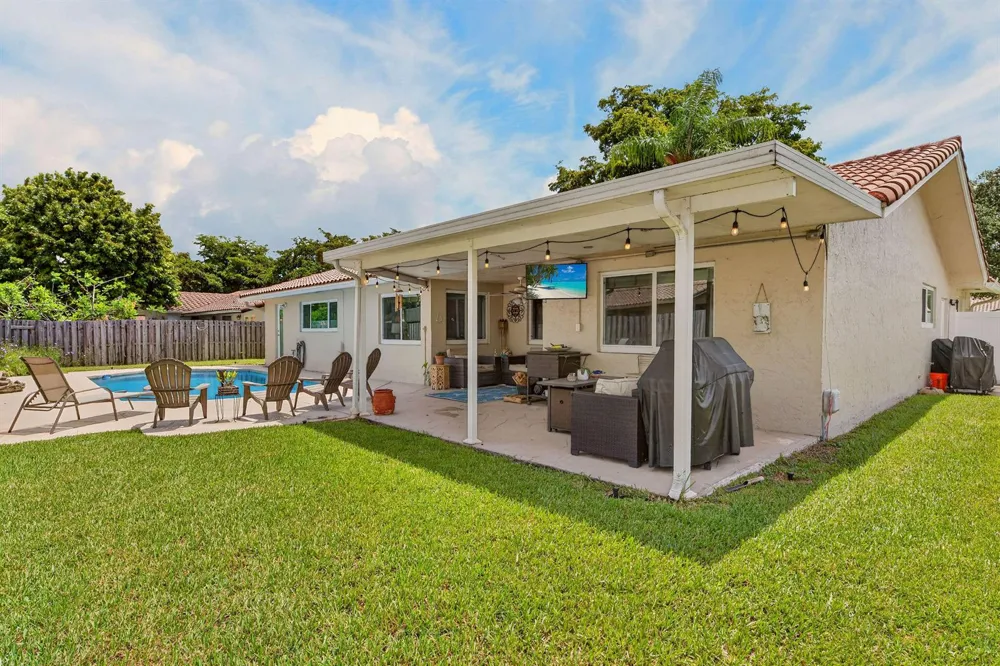 5569 SW 112TH TERRACE Cooper City, FL 33330