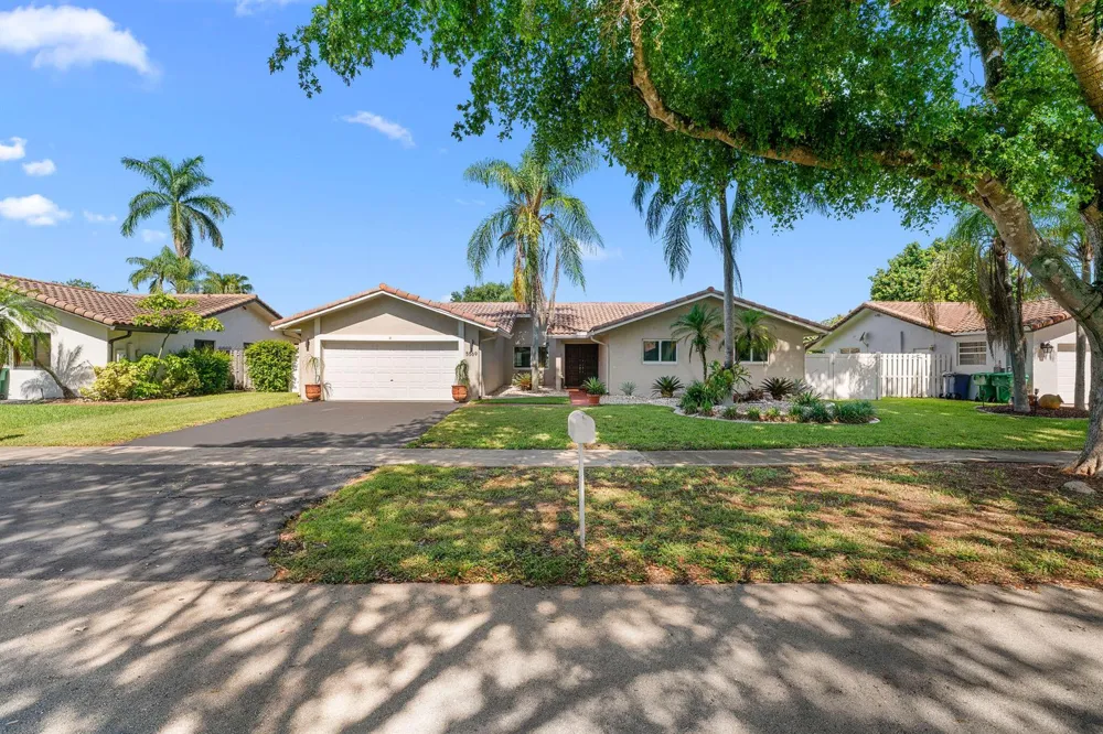 5569 SW 112TH TERRACE Cooper City, FL 33330