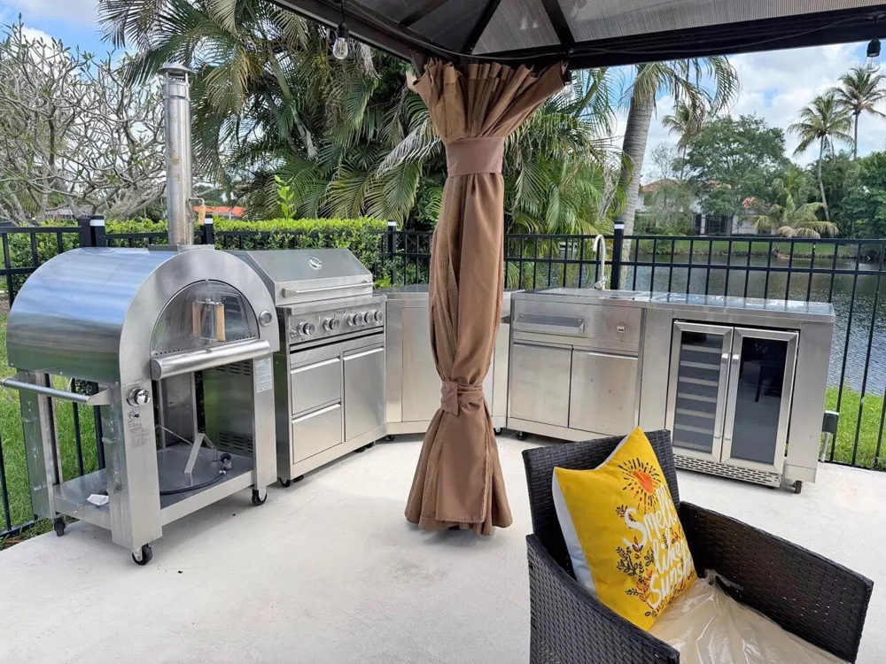 12725 KINGSWAY ROAD Wellington, FL 33414