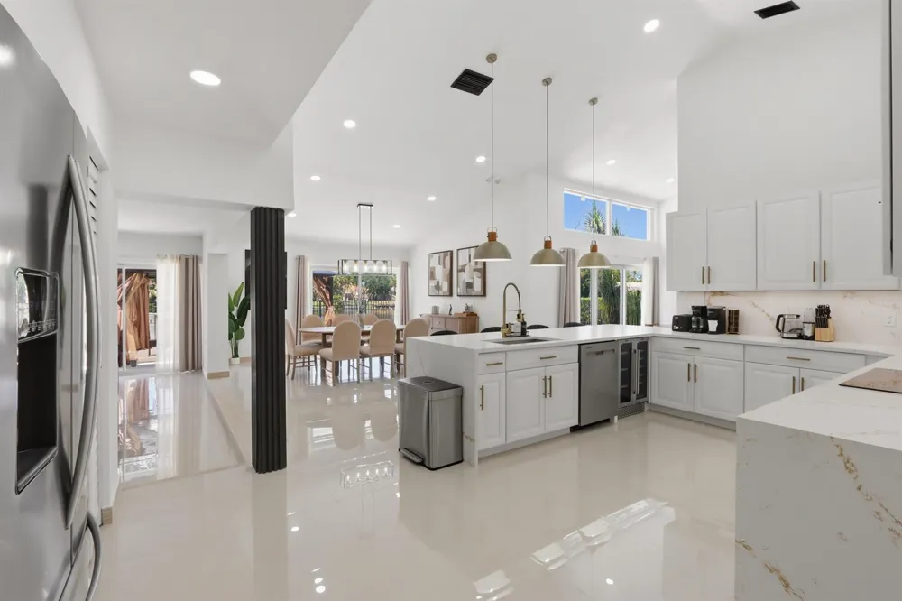 12725 KINGSWAY ROAD Wellington, FL 33414
