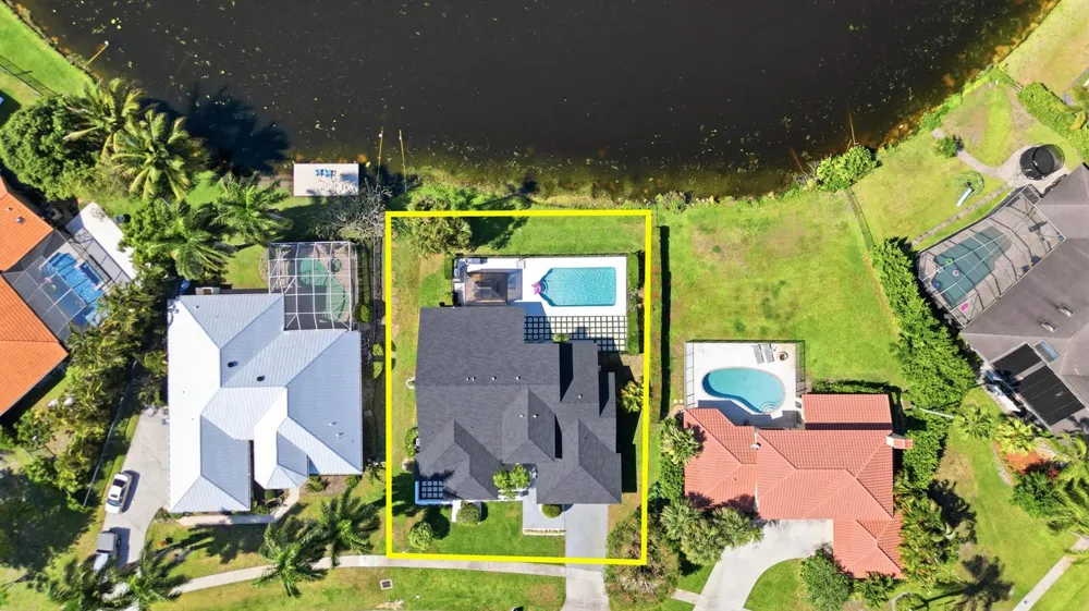 12725 KINGSWAY ROAD Wellington, FL 33414