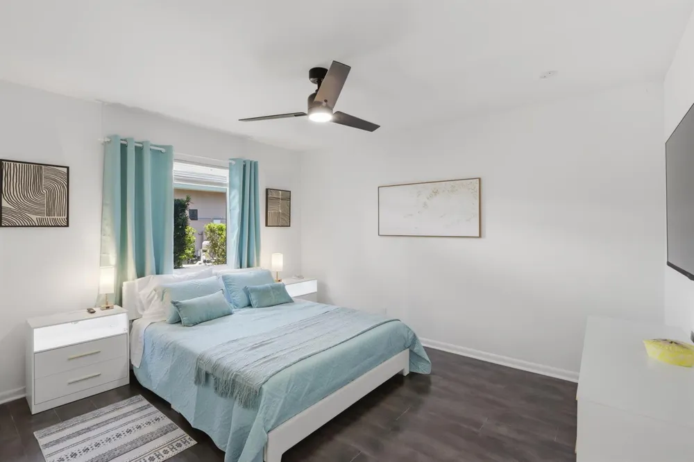 12725 KINGSWAY ROAD Wellington, FL 33414