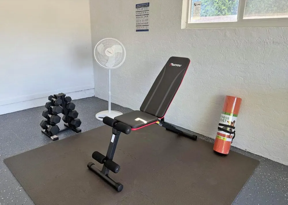 12725 KINGSWAY ROAD Wellington, FL 33414