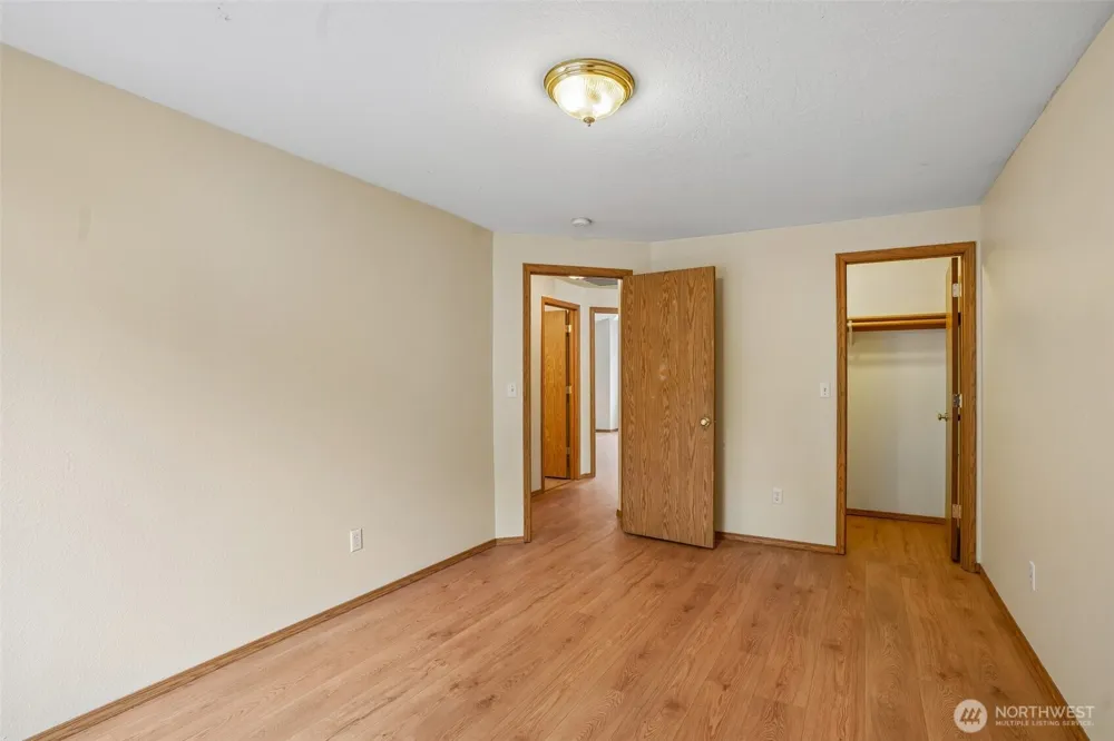 2219 NE 137th Court Vancouver, WA 98684