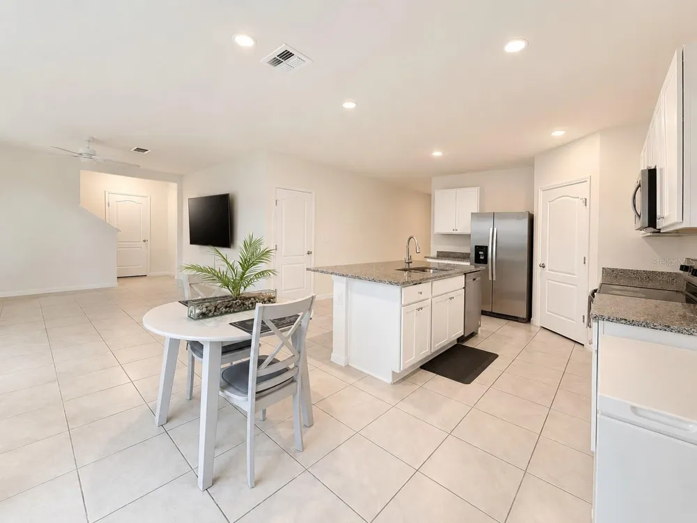 1117 GRIFFON AVENUE Lake Alfred, FL 33850