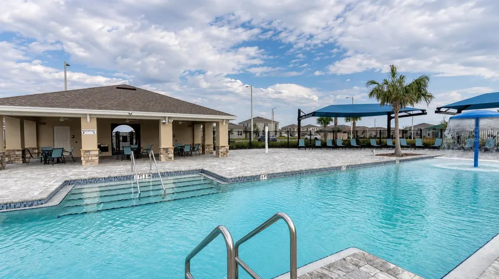 1117 GRIFFON AVENUE Lake Alfred, FL 33850