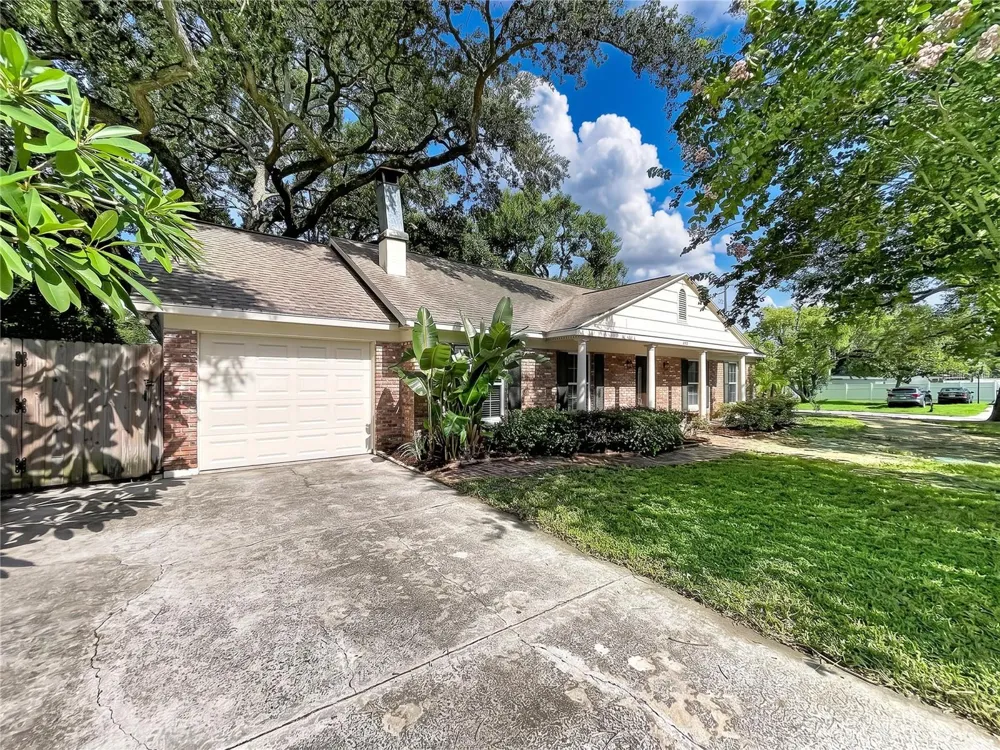 3604 MARCO DRIVE Tampa, FL 33614