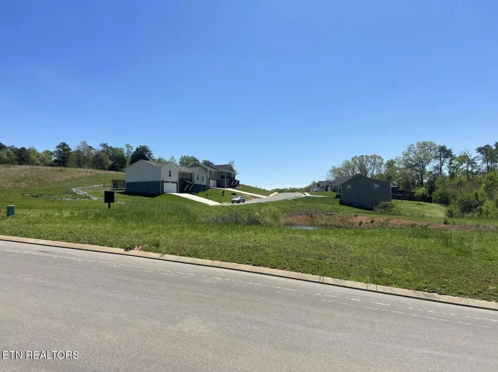 4 Brookstone Heights Lane Dayton, TN 37321