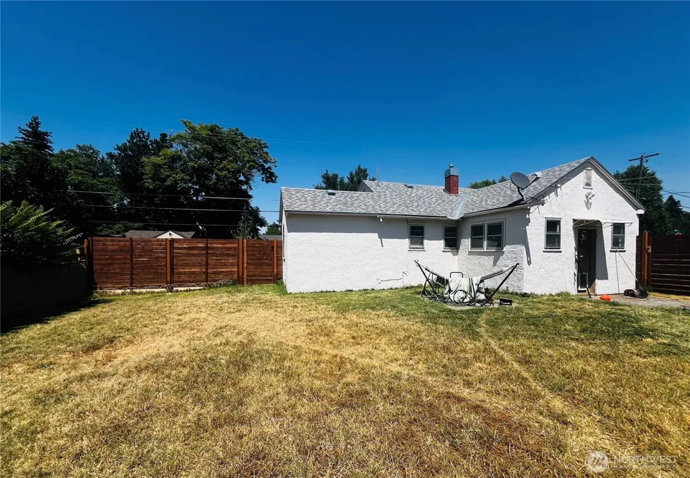 714 E Tietan Walla Walla, WA 99362