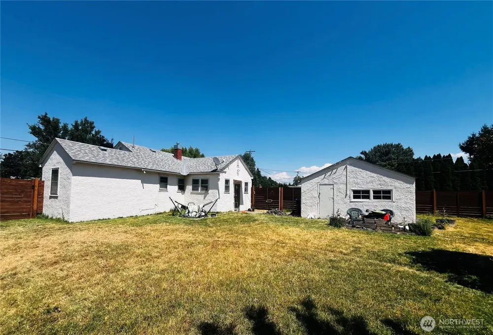 714 E Tietan Walla Walla, WA 99362
