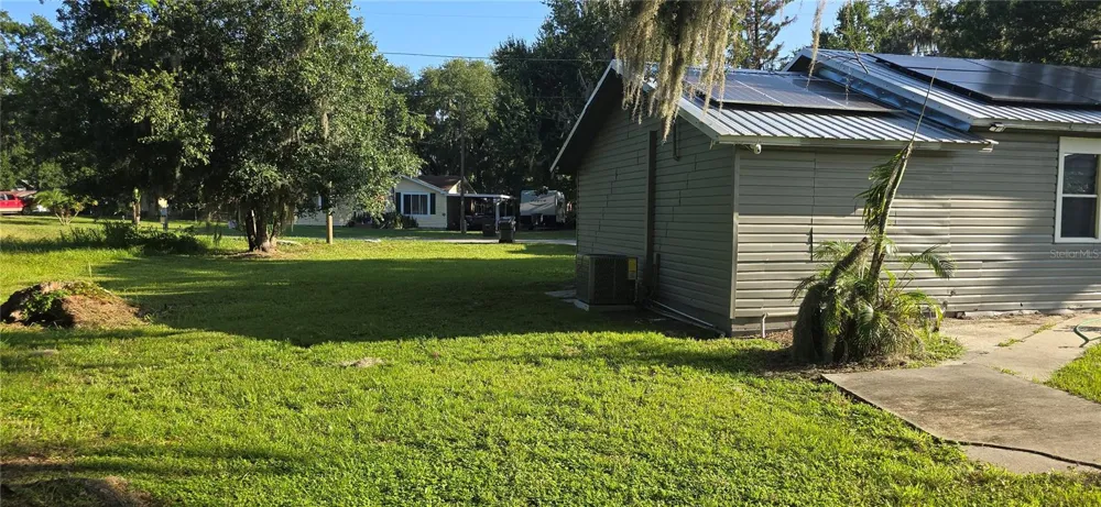 318 CHESNEY BLVD Frostproof, FL 33843
