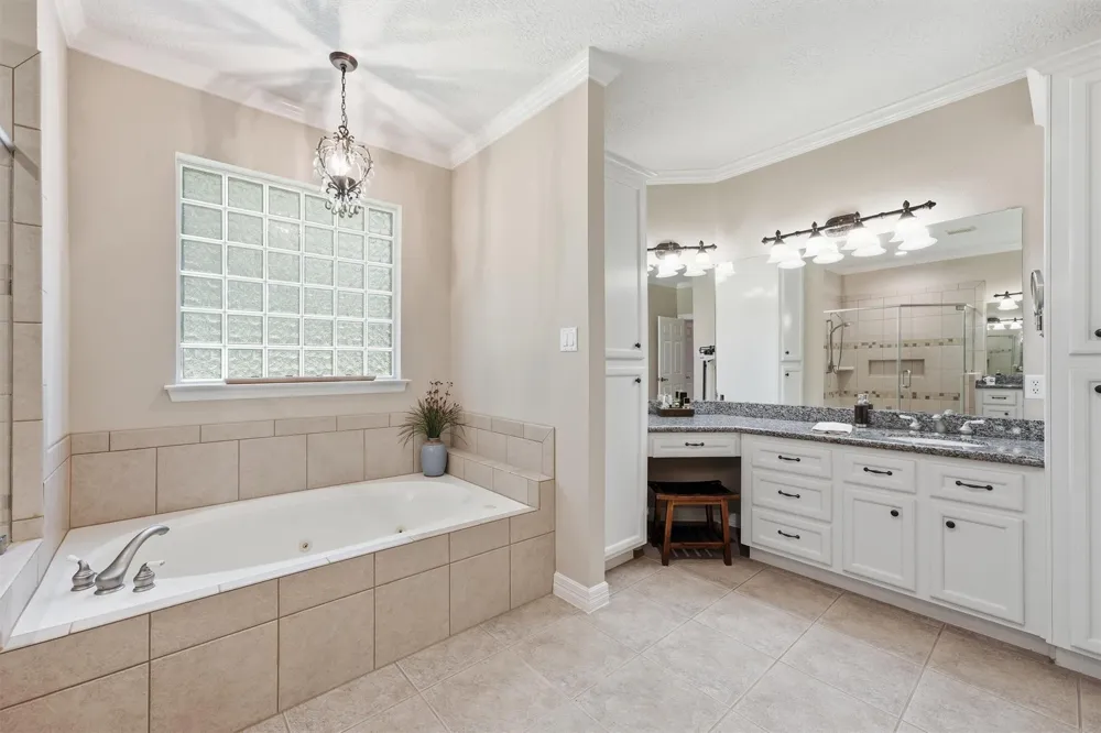 29910 Commons Superior Drive Huffman, TX 77336