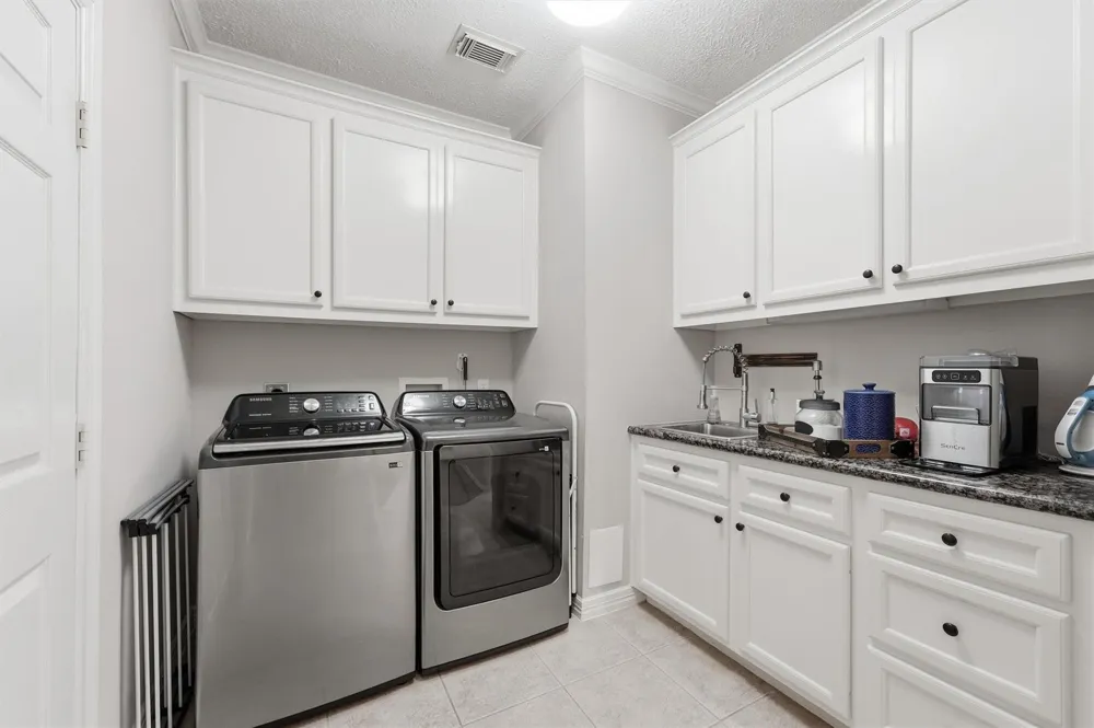 29910 Commons Superior Drive Huffman, TX 77336