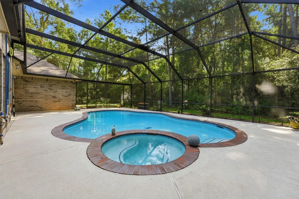 29910 Commons Superior Drive Huffman, TX 77336