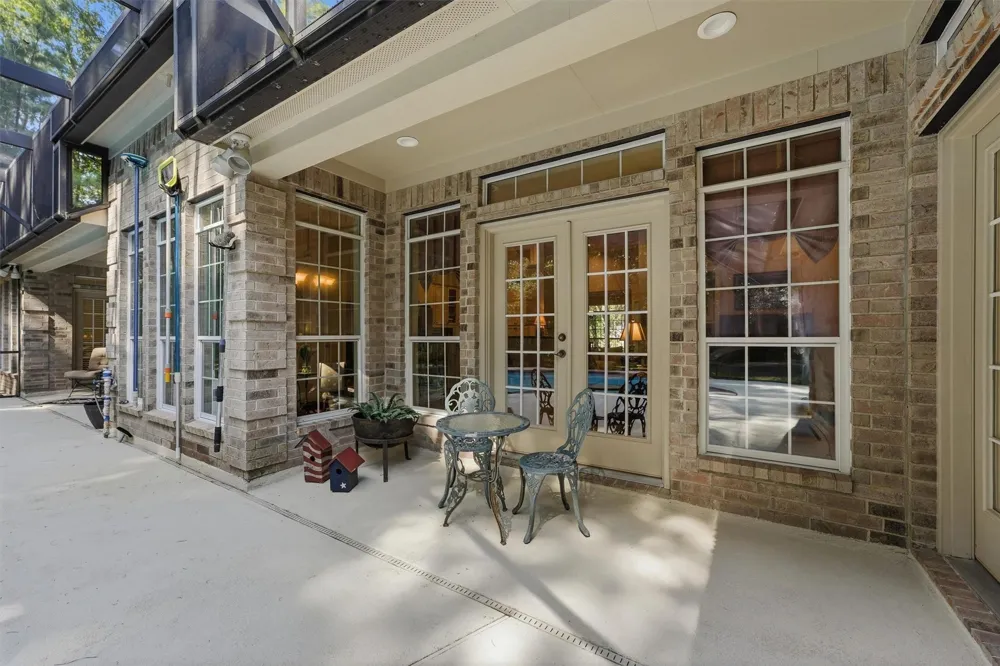 29910 Commons Superior Drive Huffman, TX 77336