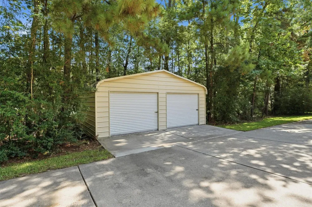 29910 Commons Superior Drive Huffman, TX 77336