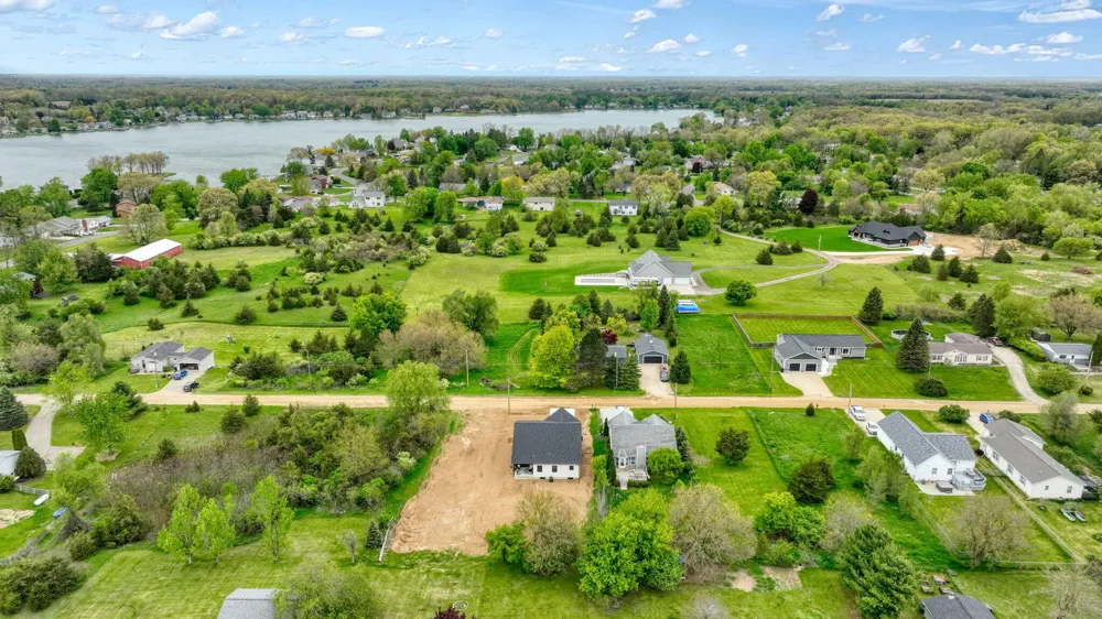 237 Ambler Drive Brooklyn, MI 49230