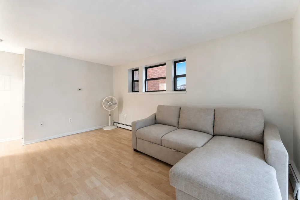 120 Seward Avenue #Unit 201 Detroit, MI 48202