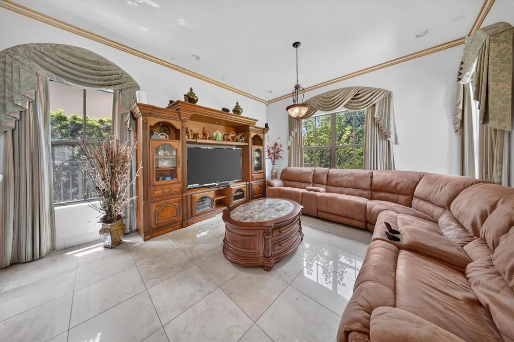 3686 NW 85th Terrace Cooper City, FL 33024