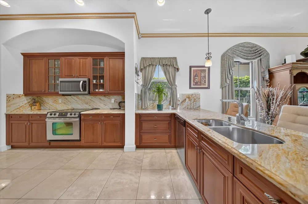 3686 NW 85th Terrace Cooper City, FL 33024