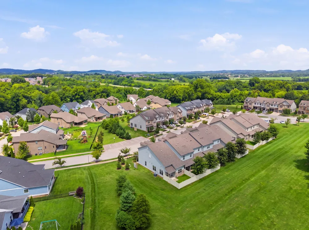 3008 Sassafras Ln Thompsons Station, TN 37179