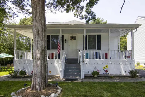 308 N West Blvd