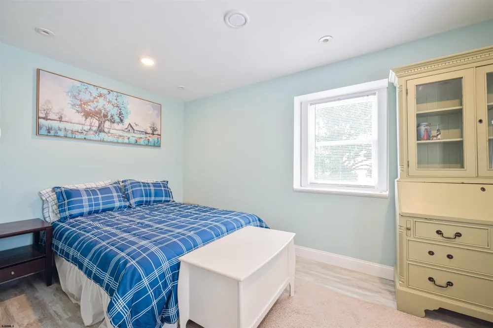 18 Pinewood Rd Road Cape May, NJ 08204