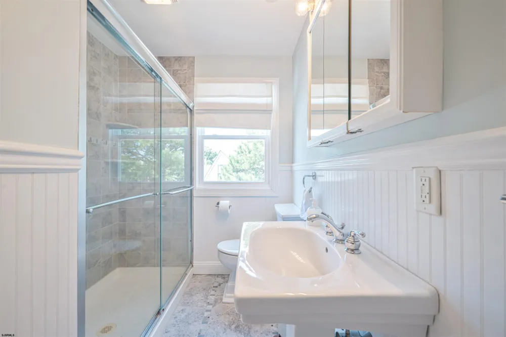 18 Pinewood Rd Road Cape May, NJ 08204
