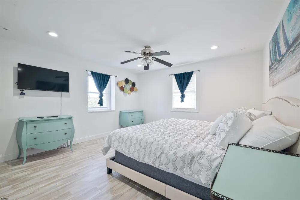 18 Pinewood Rd Road Cape May, NJ 08204