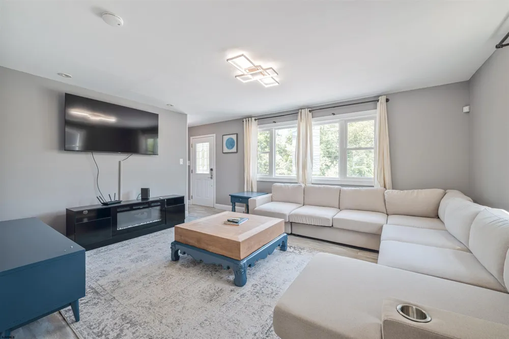 18 Pinewood Rd Road Cape May, NJ 08204