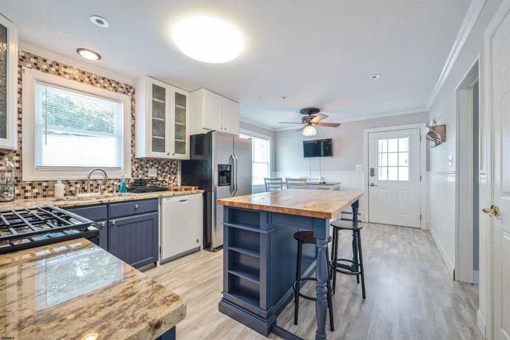 18 Pinewood Rd Road Cape May, NJ 08204