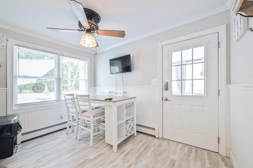 18 Pinewood Rd Road Cape May, NJ 08204