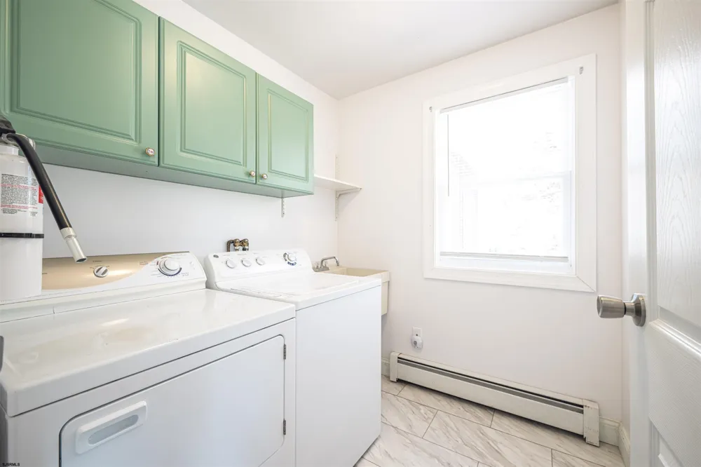 18 Pinewood Rd Road Cape May, NJ 08204