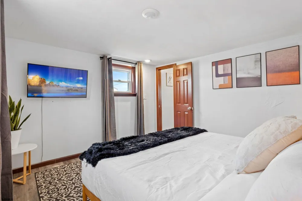 2114 Kuehnle Ave Venice Park, NJ 08401