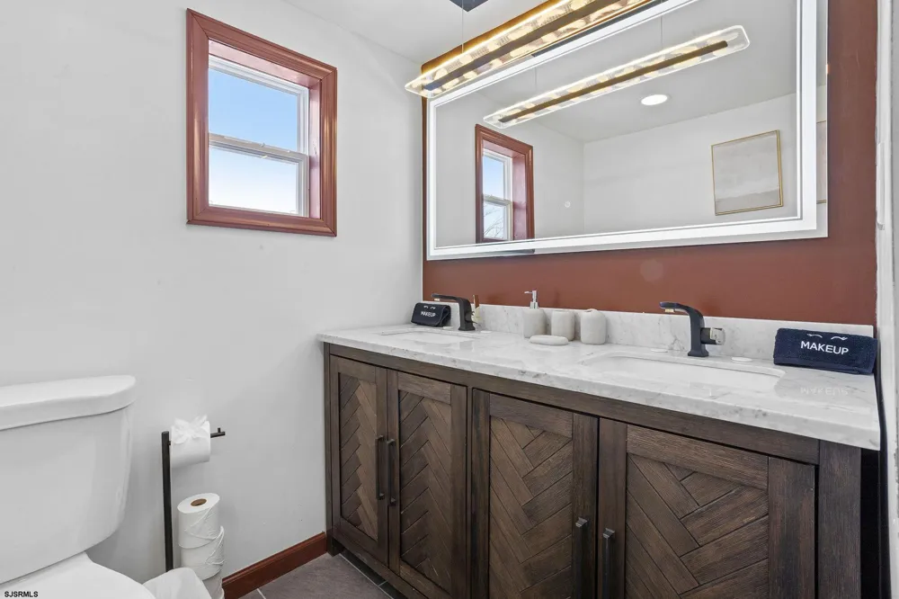 2114 Kuehnle Ave Venice Park, NJ 08401