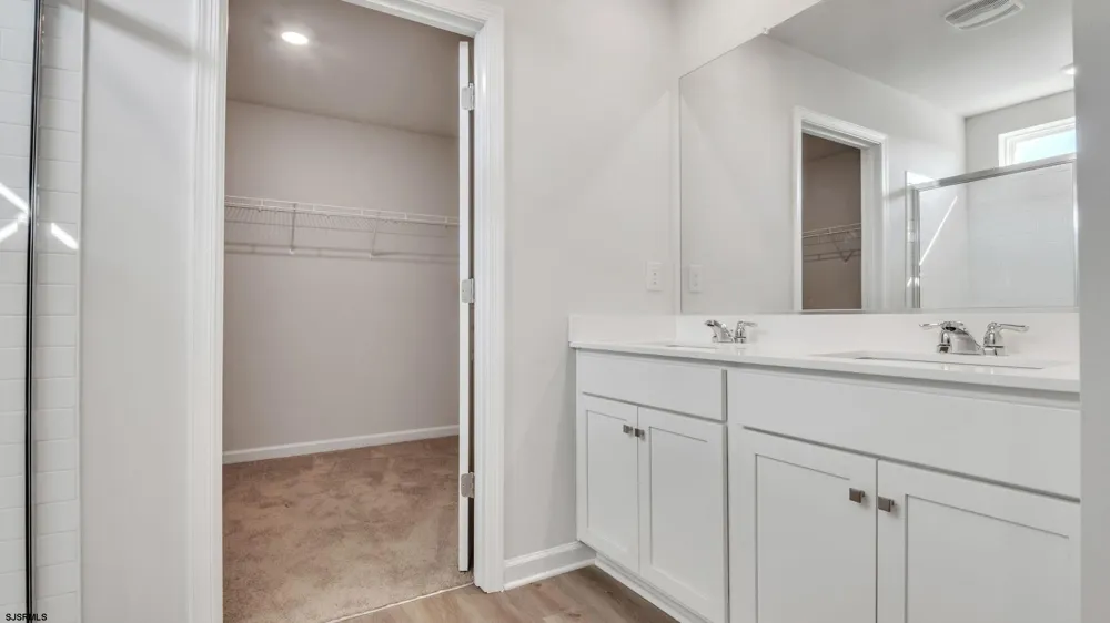 1011 New Road Linwood, NJ 08221