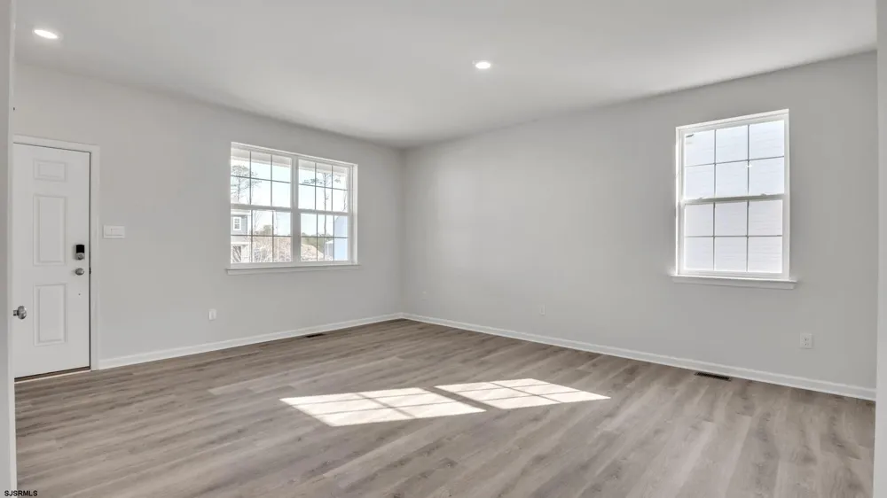 1011 New Road Linwood, NJ 08221
