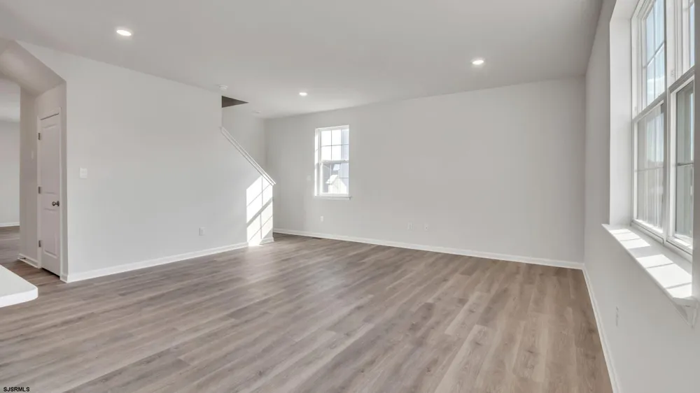 1011 New Road Linwood, NJ 08221