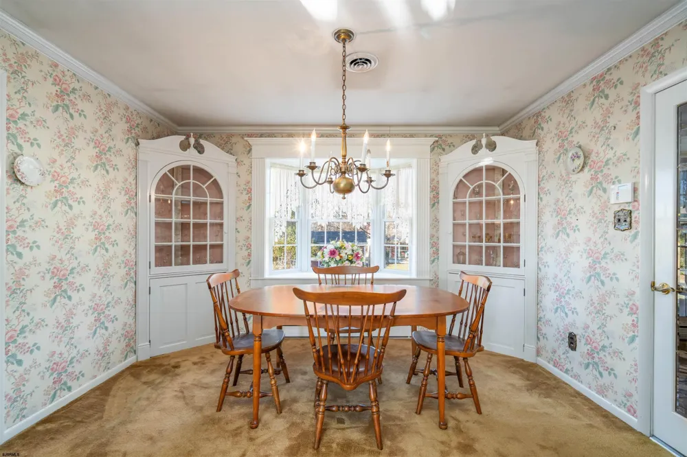 19 Middle Road Hammonton, NJ 08037