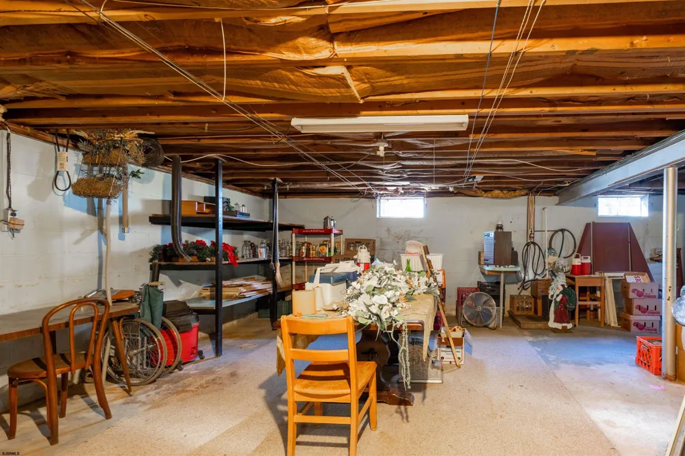 19 Middle Road Hammonton, NJ 08037