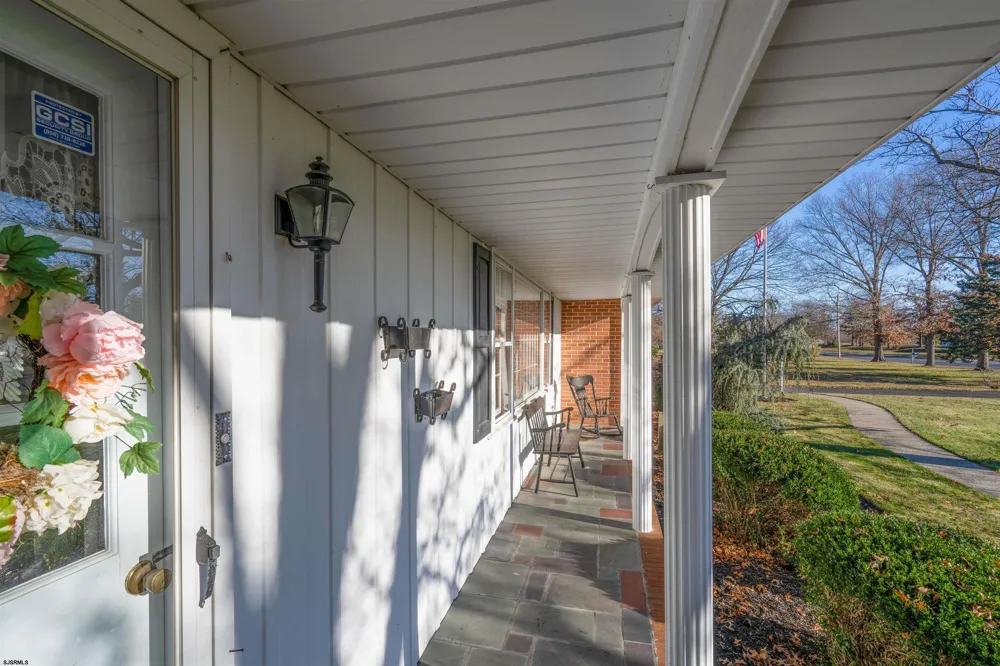 19 Middle Road Hammonton, NJ 08037