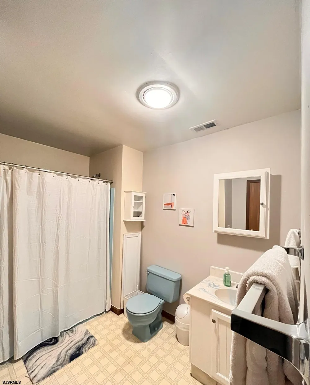 540 B W Ocean Heights Ave Ave Linwood, NJ 08221