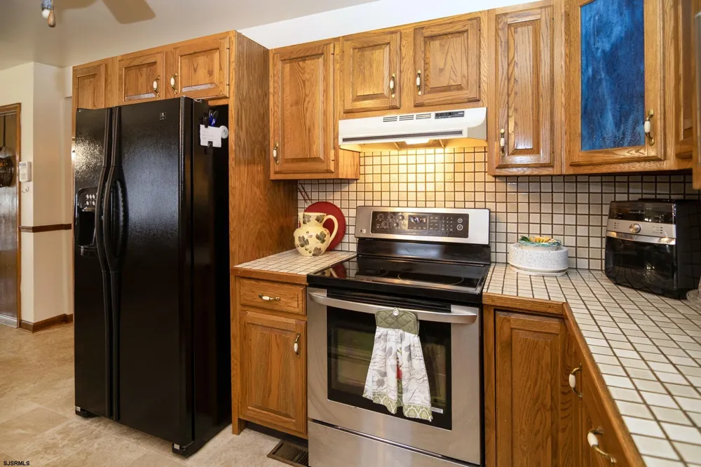 55 Taylor Ave Milmay, NJ 08340
