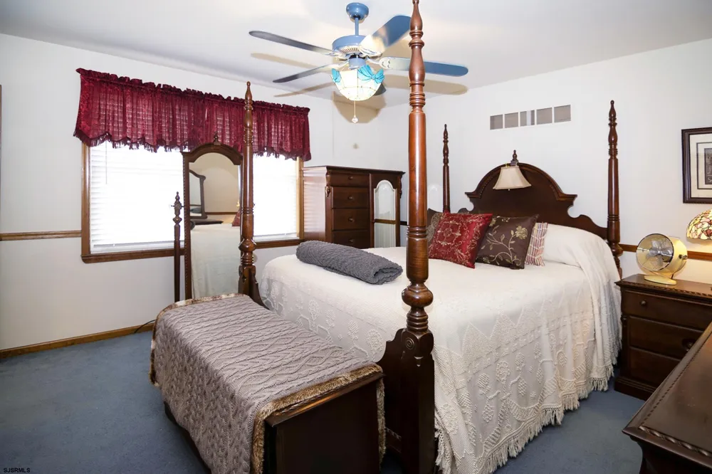 55 Taylor Ave Milmay, NJ 08340