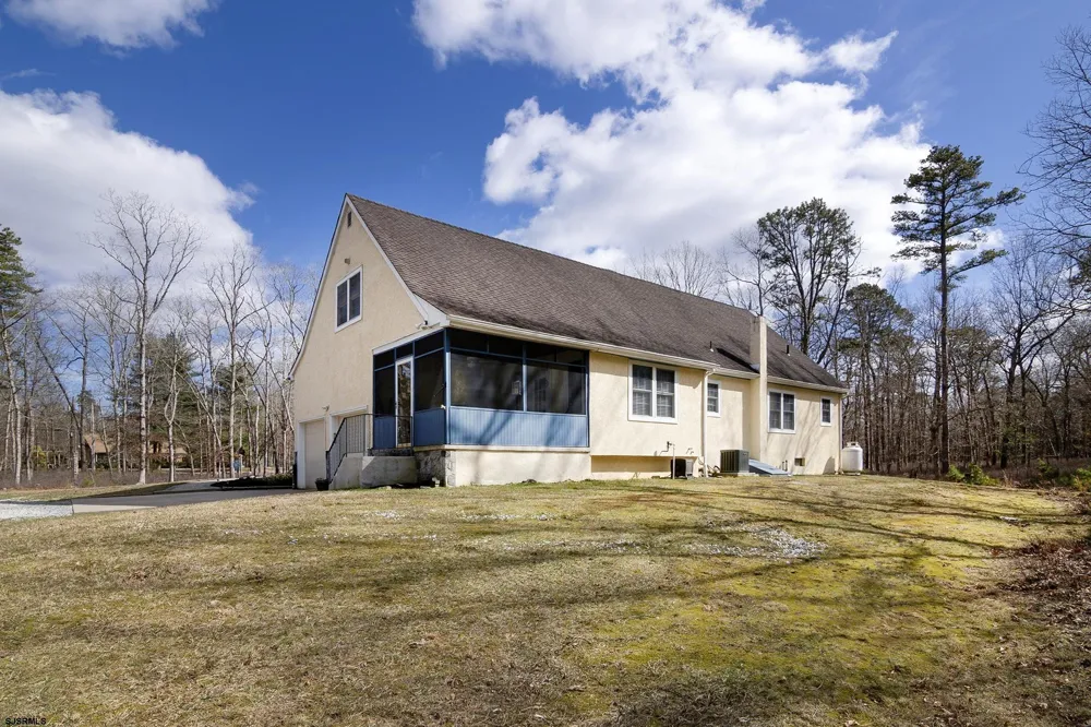 55 Taylor Ave Milmay, NJ 08340
